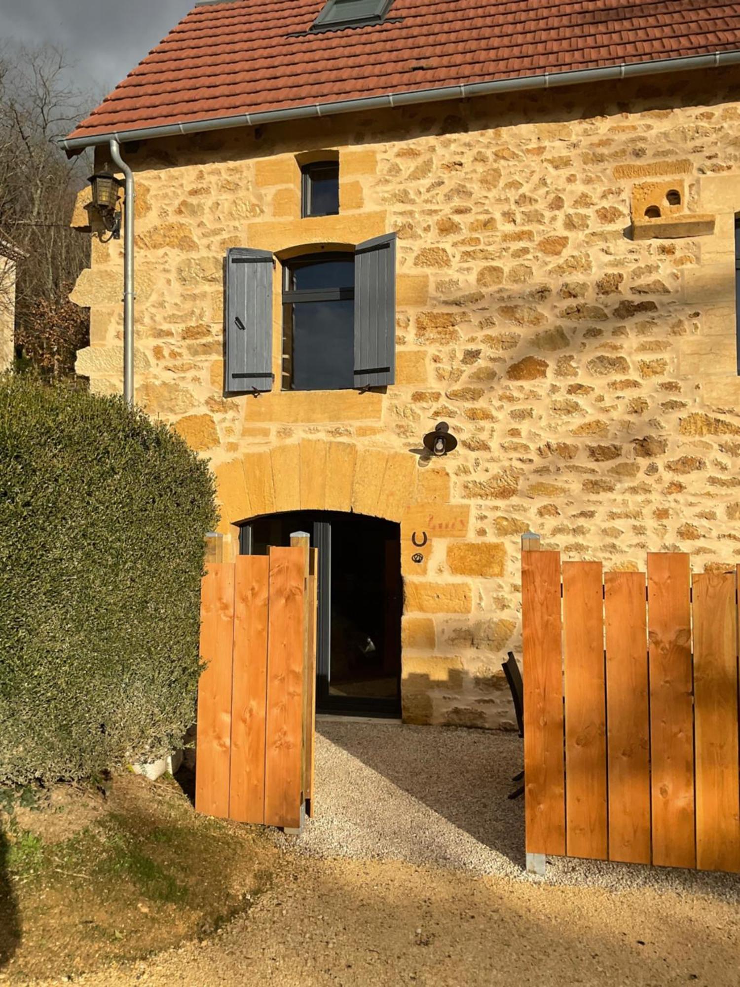 Domaine De La Source Villa Castels Exteriör bild